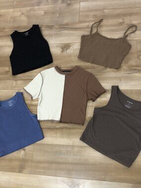 Lot of 5 Women’s Sz S Tops Shein, Streetwear Society, (0089)